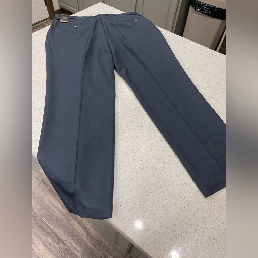Greg Norman Mens Slacks NWT - Picture 2 of 8